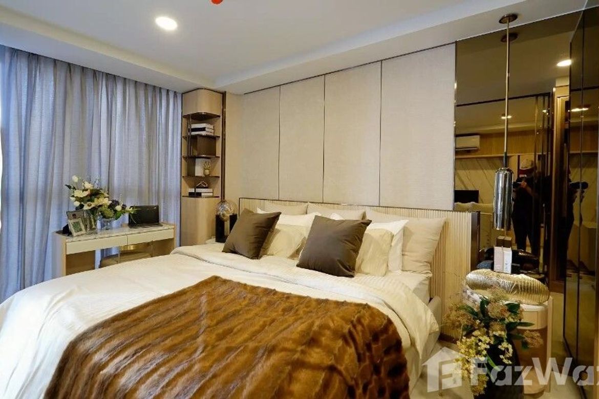 1 Bedroom Condo for sale at Walden Asoke