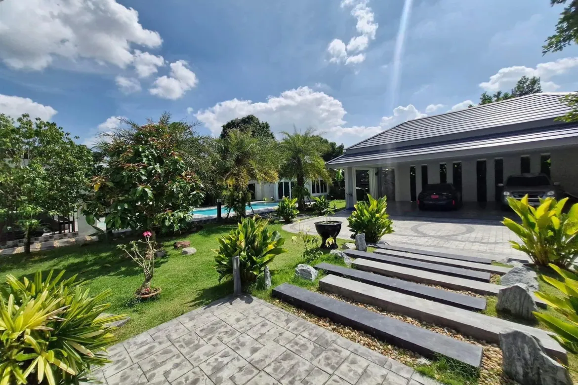 3 Bedroom House for sale in Na Chom Thian, Chon Buri
