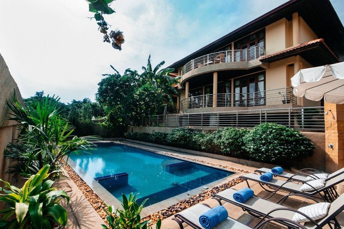 4 Bedroom Villa for Sale at Tongson Bay Villas