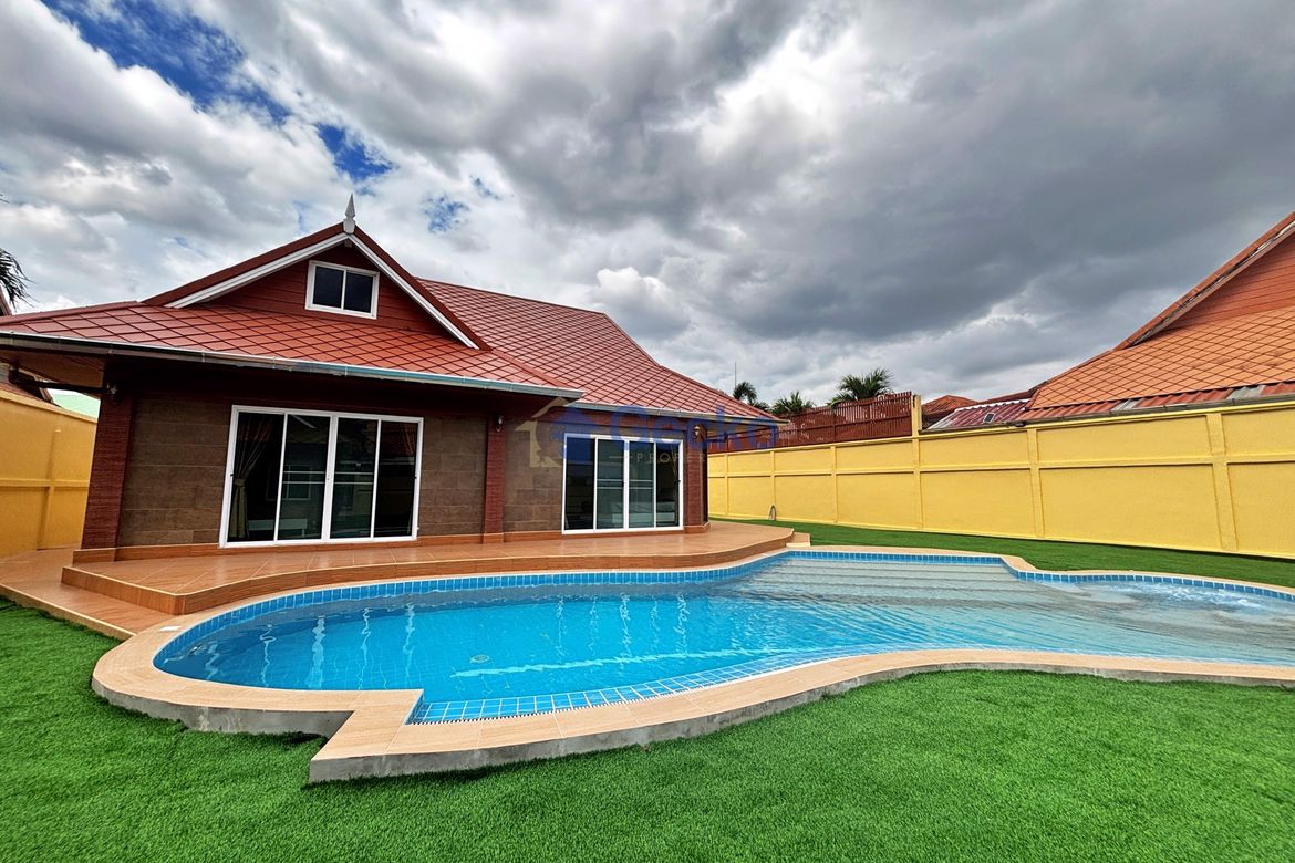 5 Bedrooms House in The Ville Jomtien Jomtien H013002
