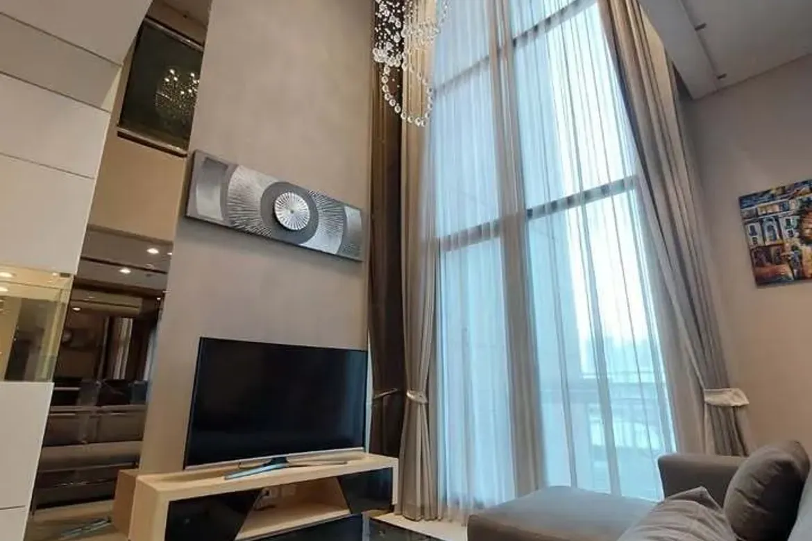 1BR Duplex for Sale/Rent at Villa Asoke, 80 sqm