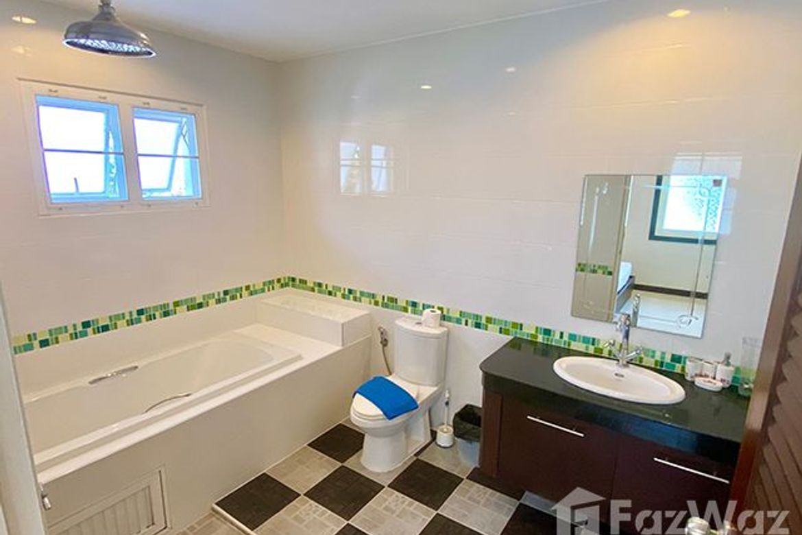 3 Bedroom Villa for sale in Rawai, Phuket