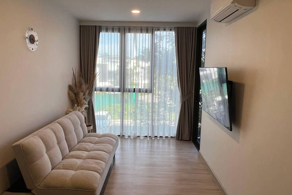 1 bedroom Condo for Sale
