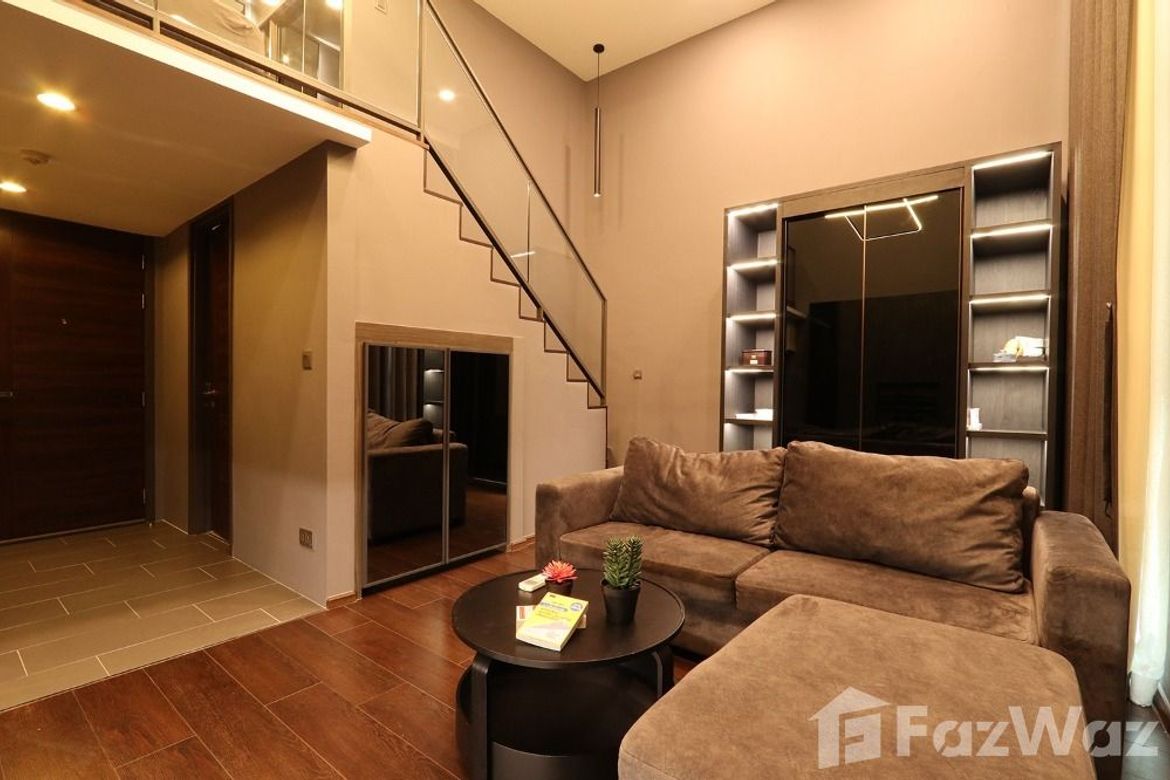 One-bedroom, one-bathroom duplex at Condo C Ekkamai.