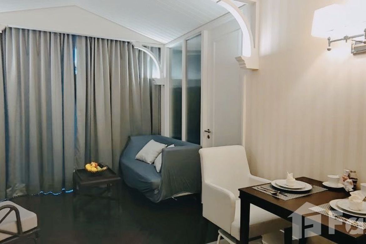 1 Bedroom Condo for sale at Grand Florida