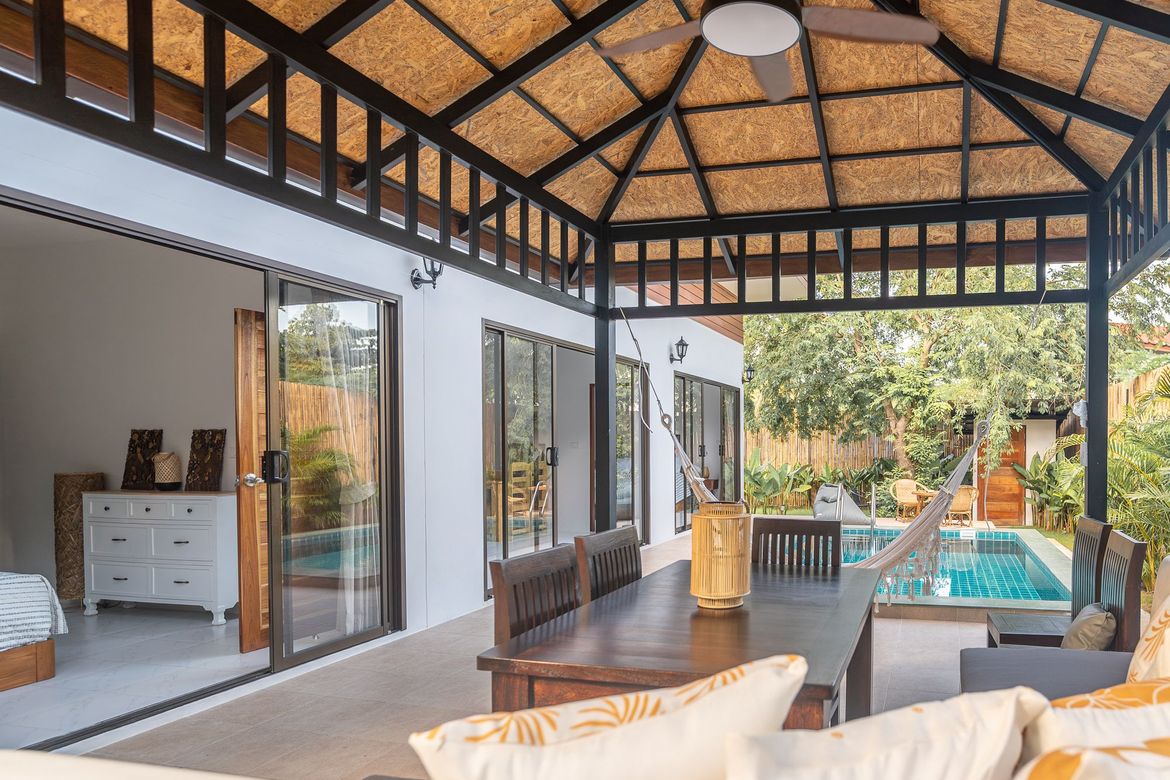 Beachside Private Pool Villa – 2-Minute Walk to the Beach