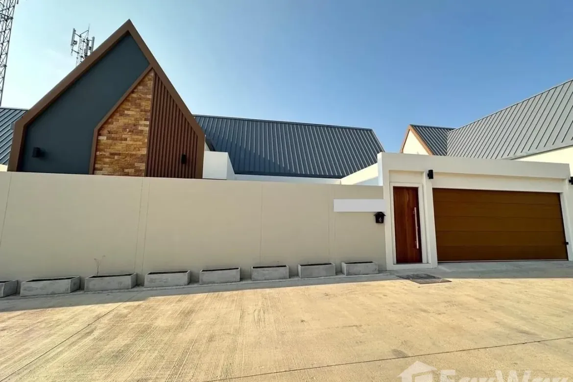 3 Bedroom Villa for sale in Na Chom Thian, Chon Buri