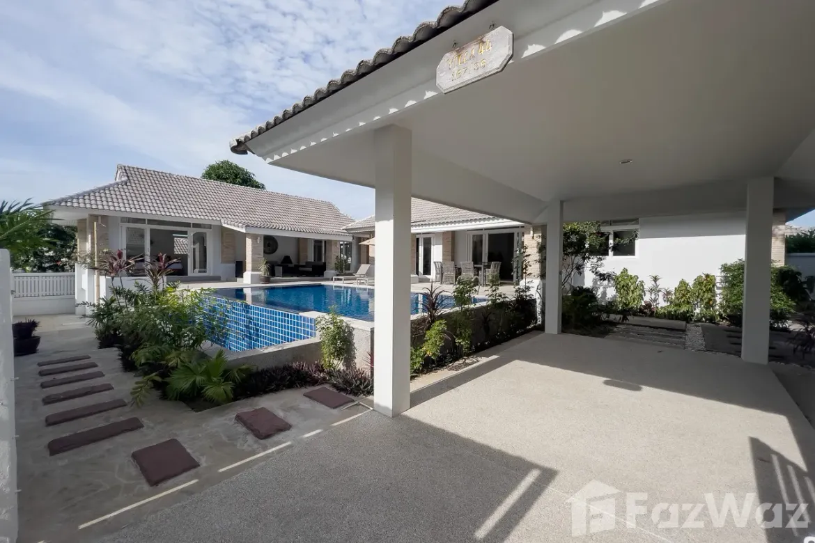 3 Bedroom Private Pool Villa with Mountain Views
