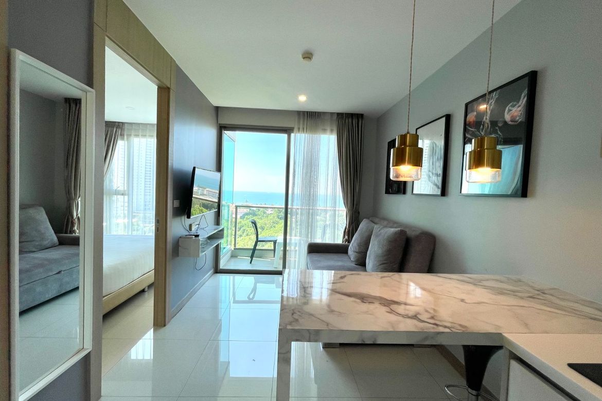 Luxury Condo for Sale at The Riviera Jomtien – Sea View Foreign Quota Available in Jomtien