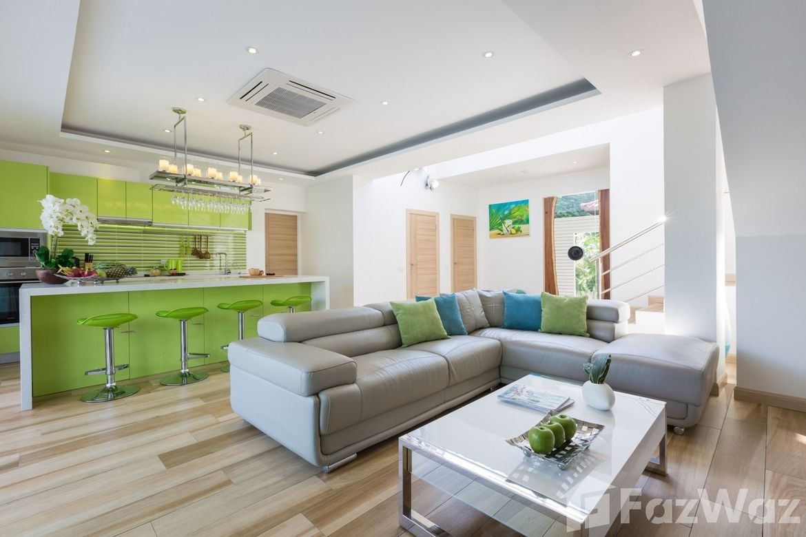 5 Bedroom Villa for sale at Ban Tai Estate