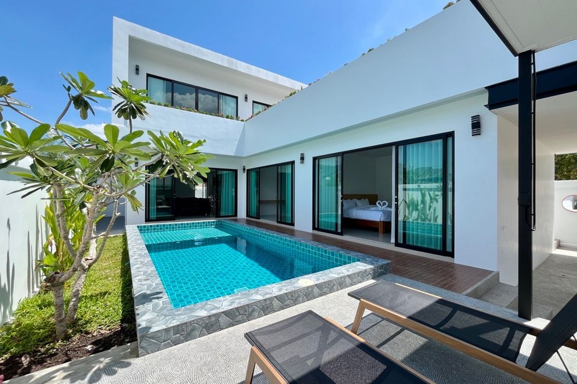 4 Bedrooms 5 Bathrooms Pool Villa in Prime Location