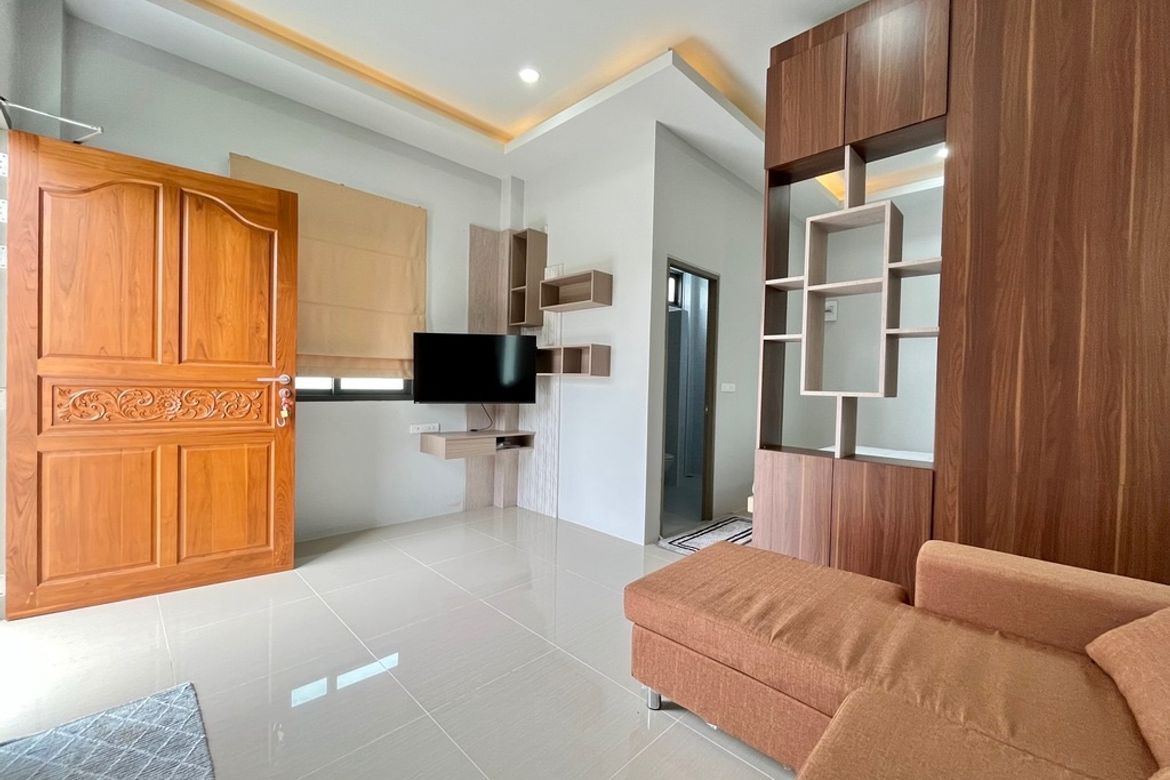 3-Bedroom, 3-Bathroom Villa for Sale & Rent with Beautiful Mountain View