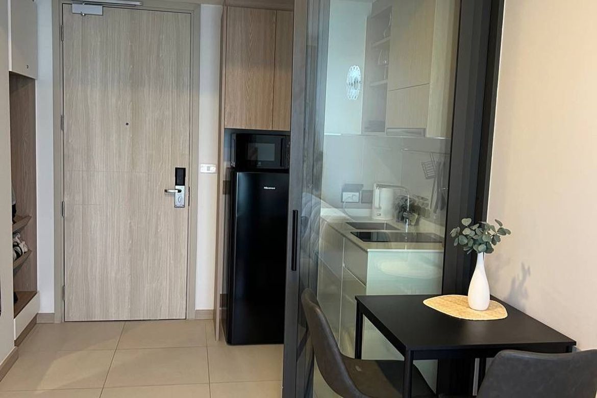 1 bedroom Condo for Sale