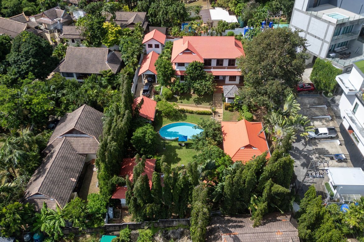 8 Bedroom Villa for sale in Rawai, Phuket