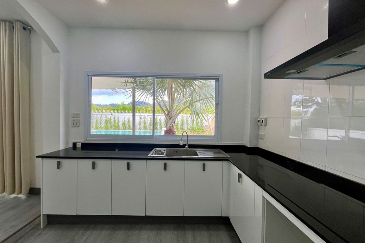 House with Swimming Pool for Sale on 320 sq.m. Land – Aonang, Krabi