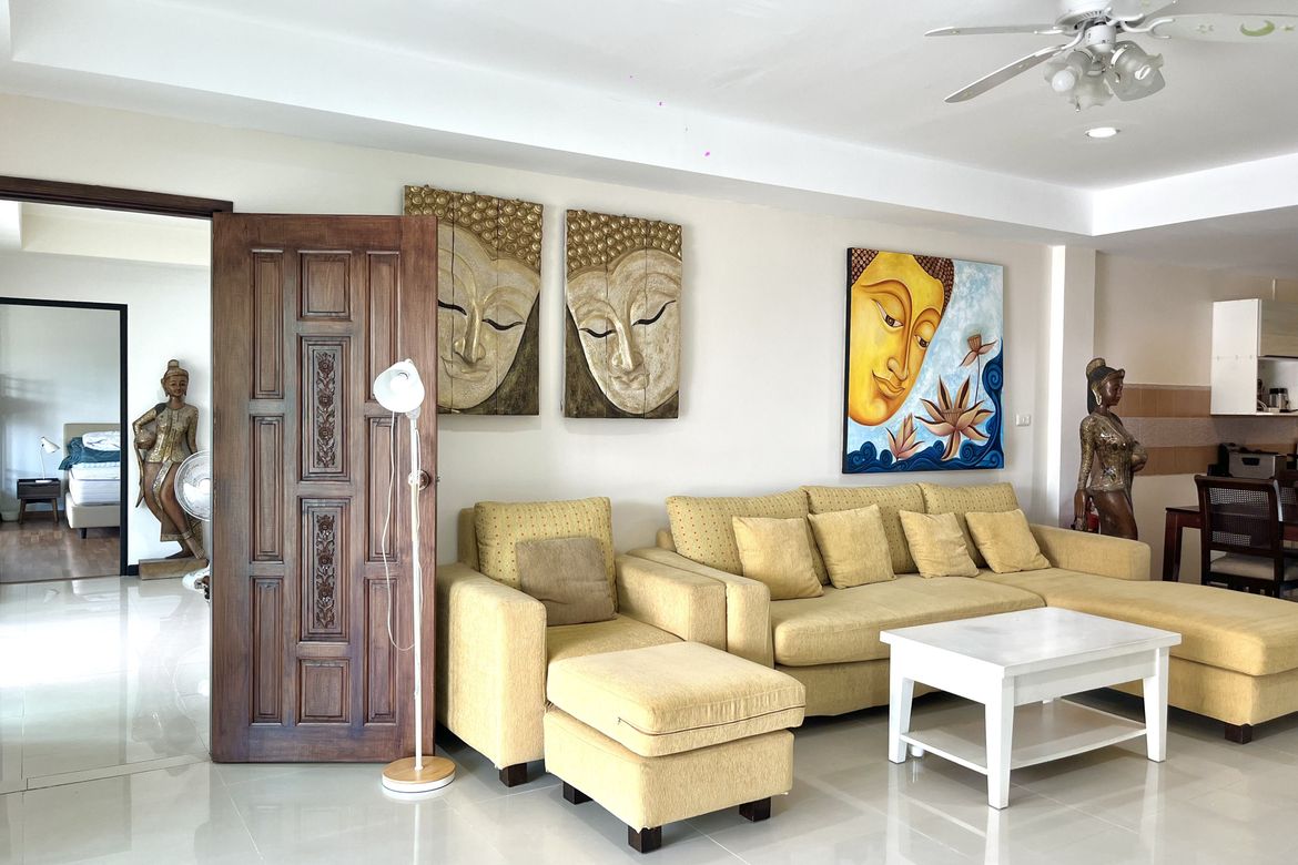 Calm Corner Unit in Prime Location of Rawai