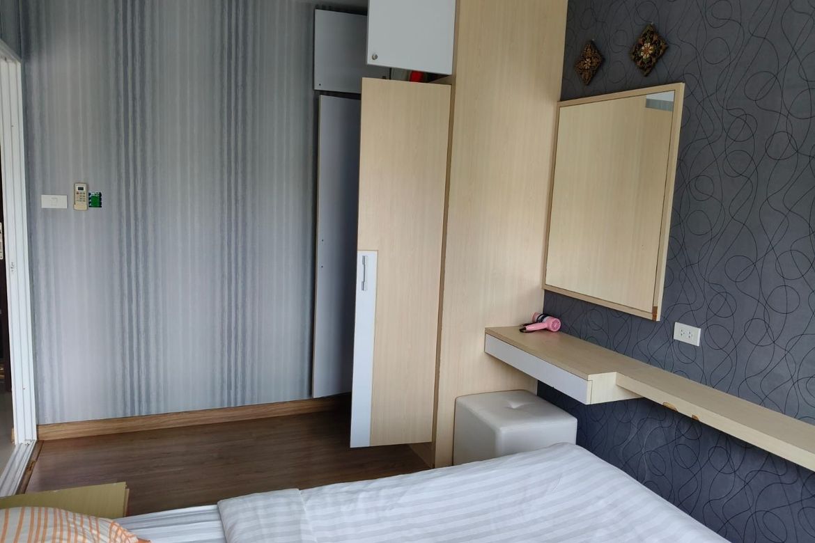 Investment Opportunity - Fully Furnished 1-Bedroom Condo