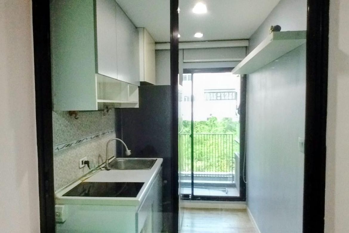 Affordable Bangkok Condo with Stable Rental Income | Current ROI 5.04%, Contact Us Now!