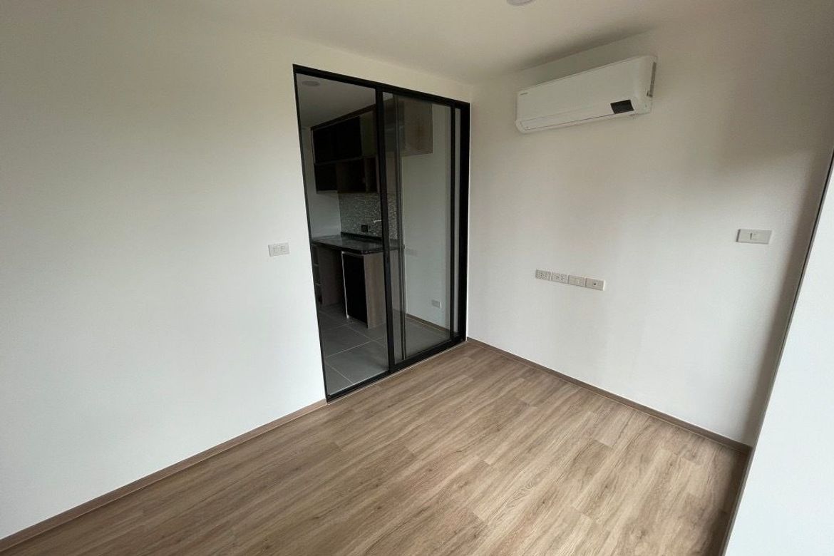 1 Bedroom Condo for sale at Cybiq Ratchada 32