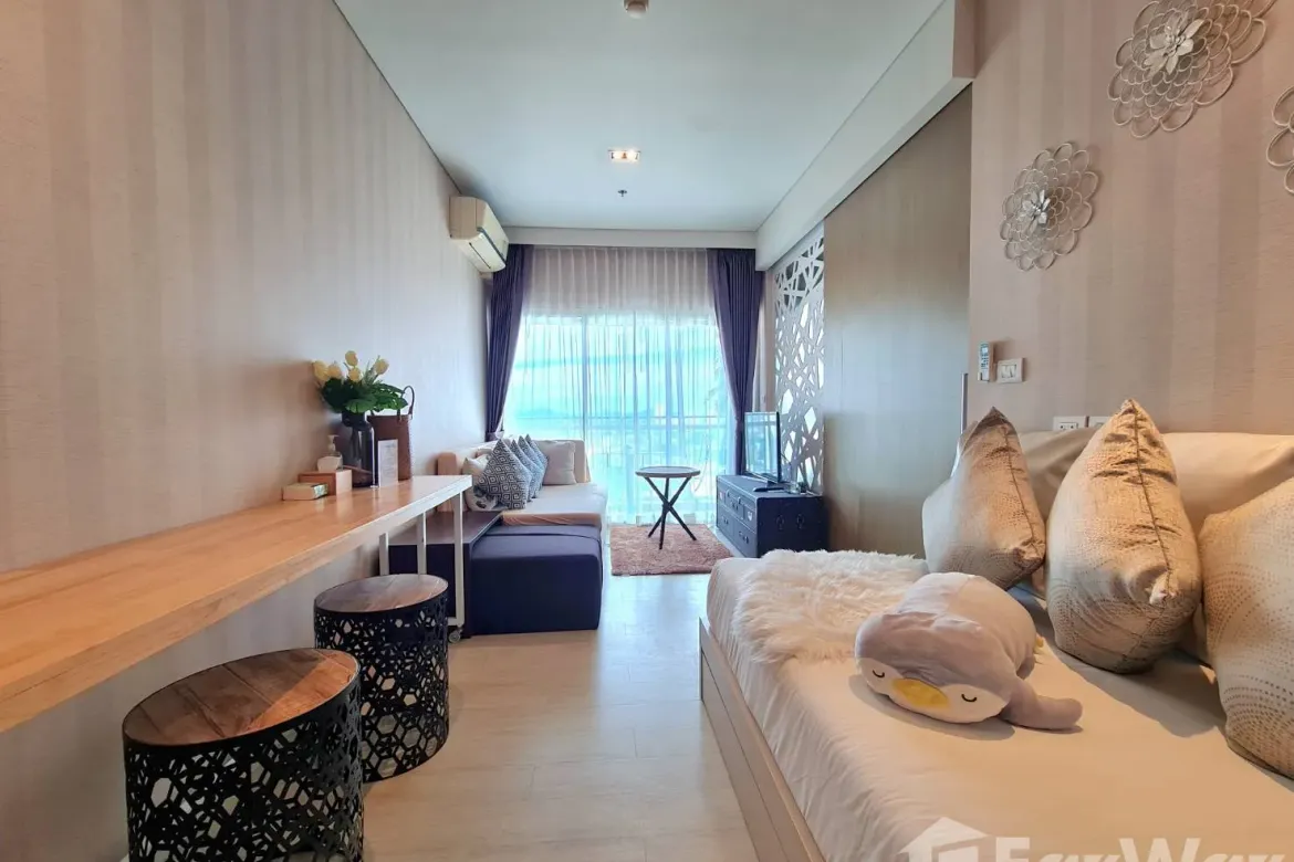 Affordability Meets Convenience: Get Cozy at Veranda Residence Pattaya