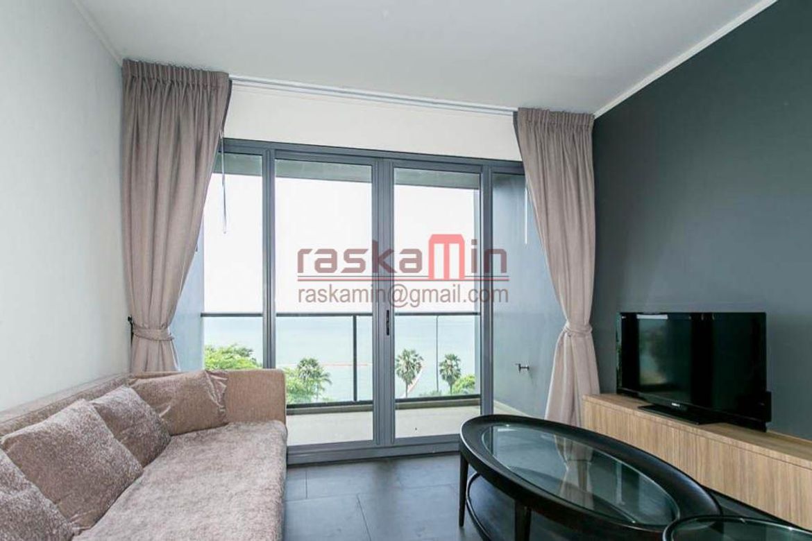 For sale: Sir@ Wongsamart Condo – 1 Bedroom Sea View (Thai Quota)