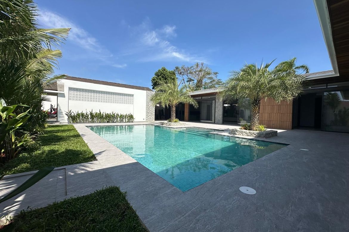 4 Bedroom Villa for sale in Rawai, Phuket