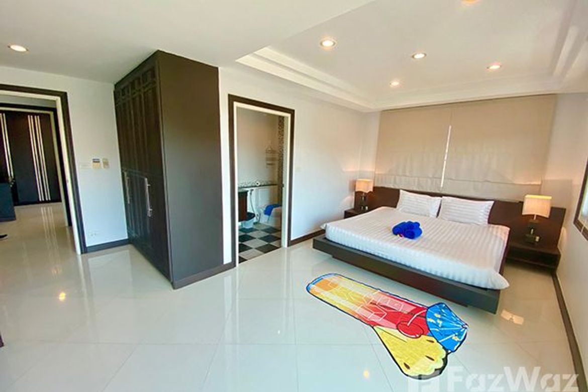 3 Bedroom Villa for sale in Rawai, Phuket