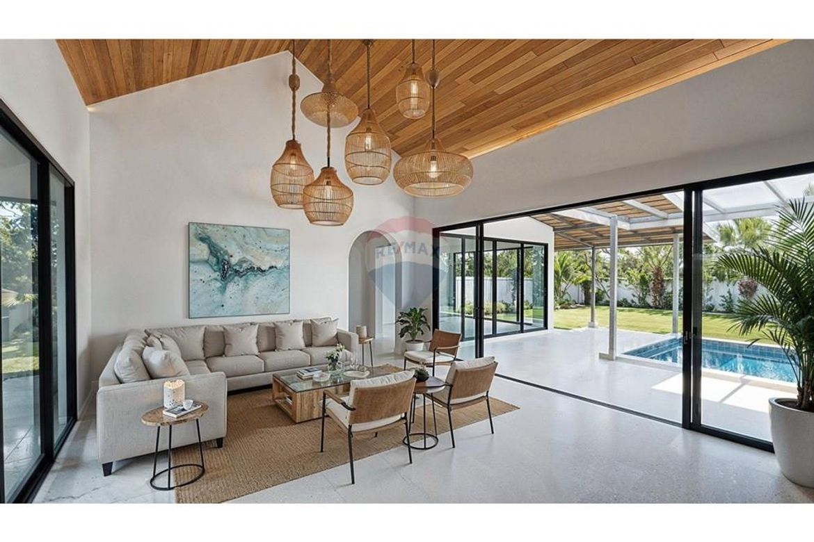 Koh Phangan pool villa in Sri Thanu for Sale