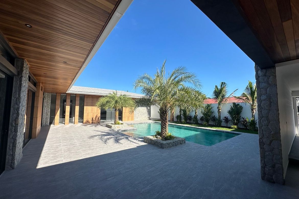 4 Bedroom Villa for sale in Rawai, Phuket
